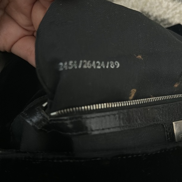 Vintage velvet Fendi baguette with mixed metal hardware - Picture 9 of 9